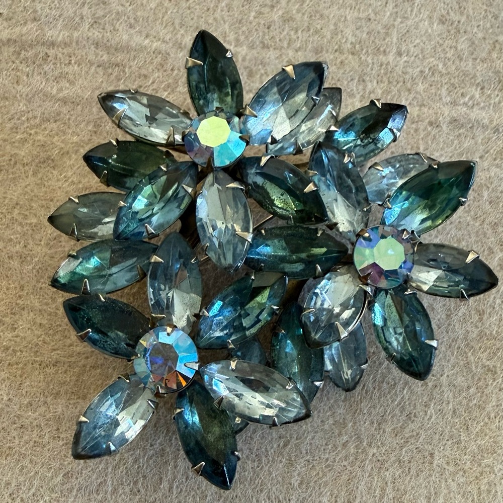 Vintage Blue Rhinestone Flower Brooch